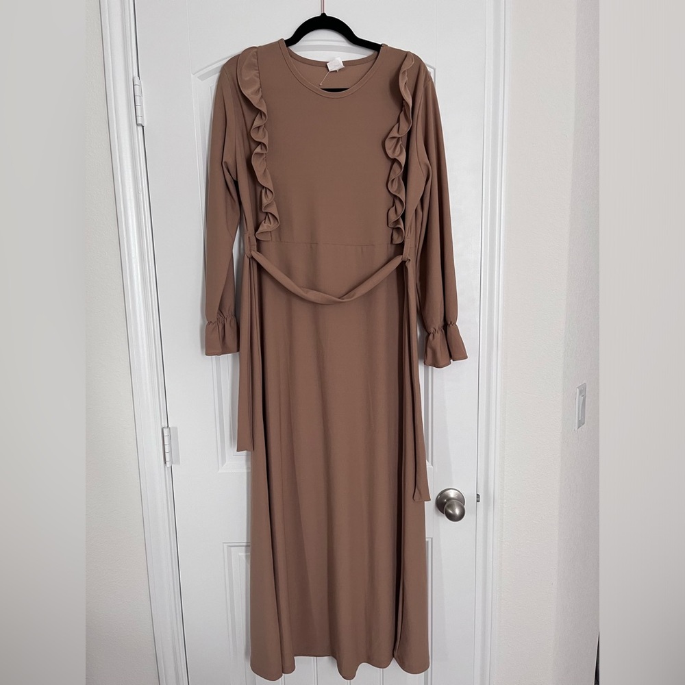 Brown long sleeve maxi dress
